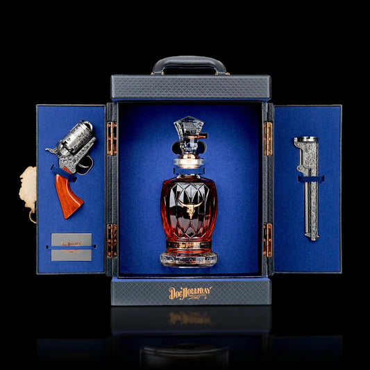 Doc Holliday 10 Years Old With Revolver Bourbon Whiskey 700m Gift Pack