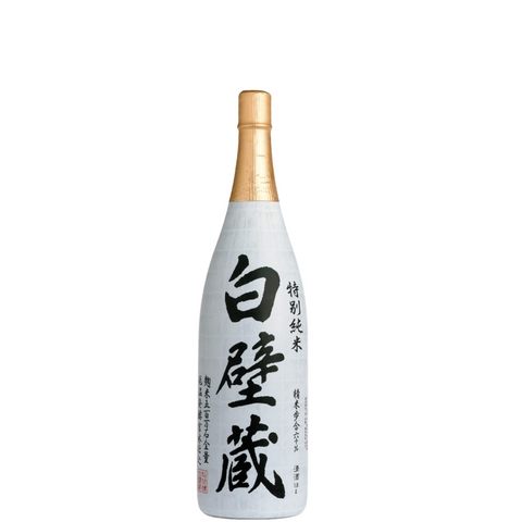 Shirakabe Gura Tokubetsu Junmai Sake 720ml